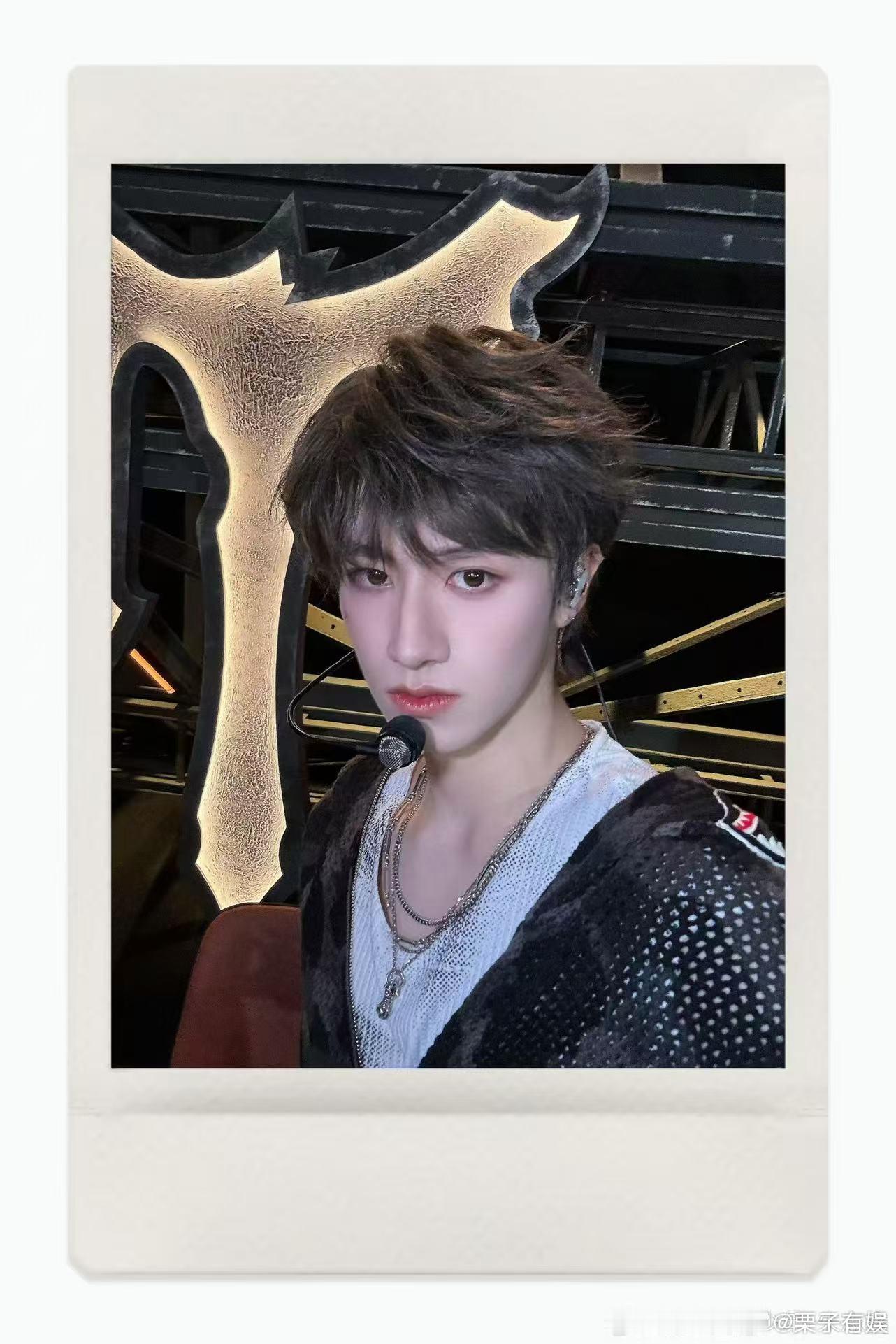 登陆少年披哥决赛打卡自拍登陆少年披哥决赛自拍登陆少年披哥决赛自拍，帅的，[憧憬]