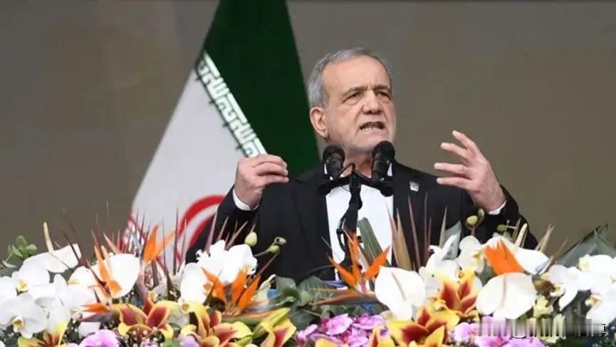 美军最蠢的就是对伊朗货船开火，并且还扣押了这艘货船。此举，彻底的堵死了伊朗有人想