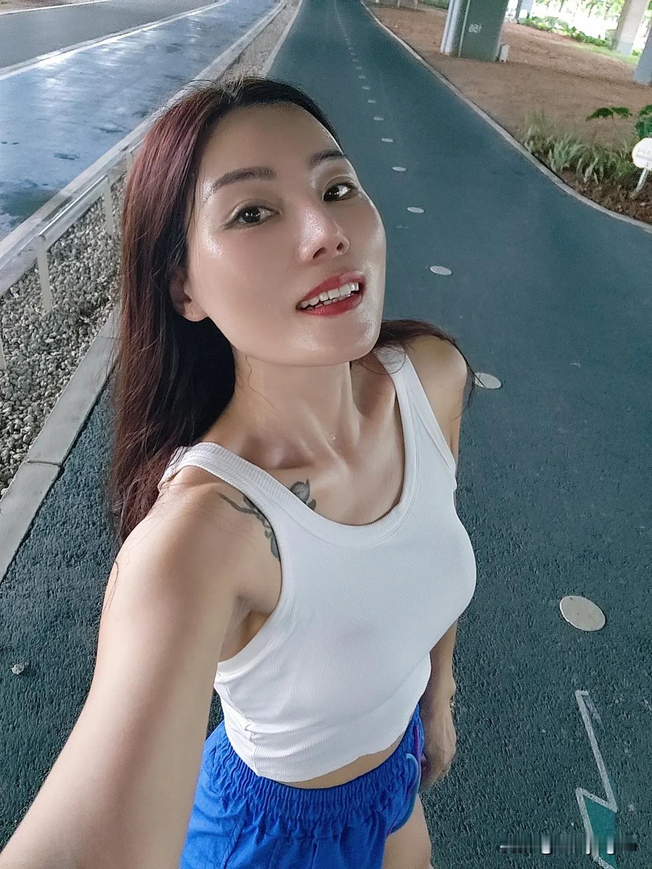 大汗淋漓的感觉真爽！运动治愈感