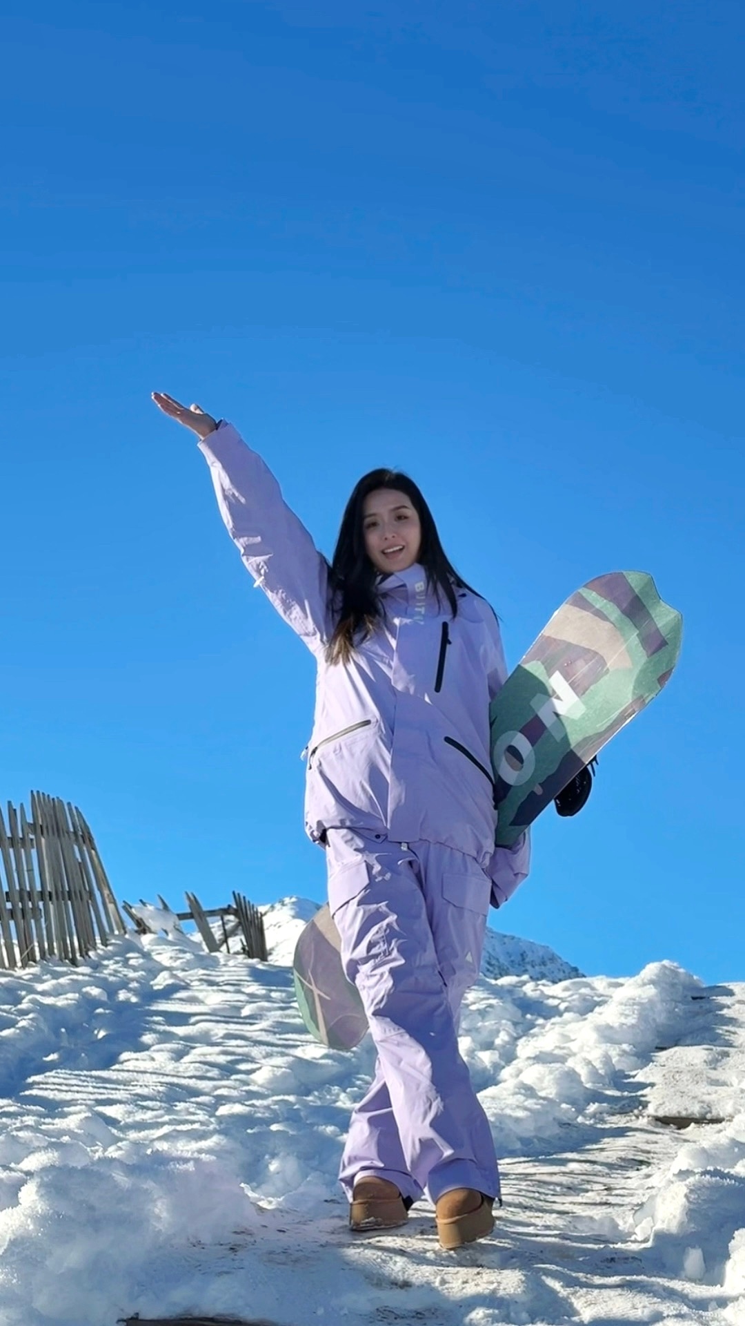 好山 好雪 好景 好冷  