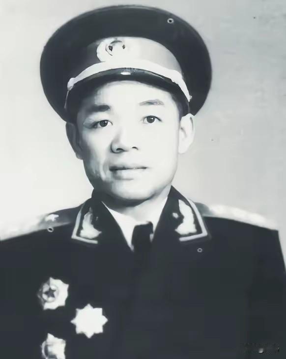 1986年，开国上将韩先楚病危，他放心不下跟了自己近20年的秘书姚科贵，就给总参