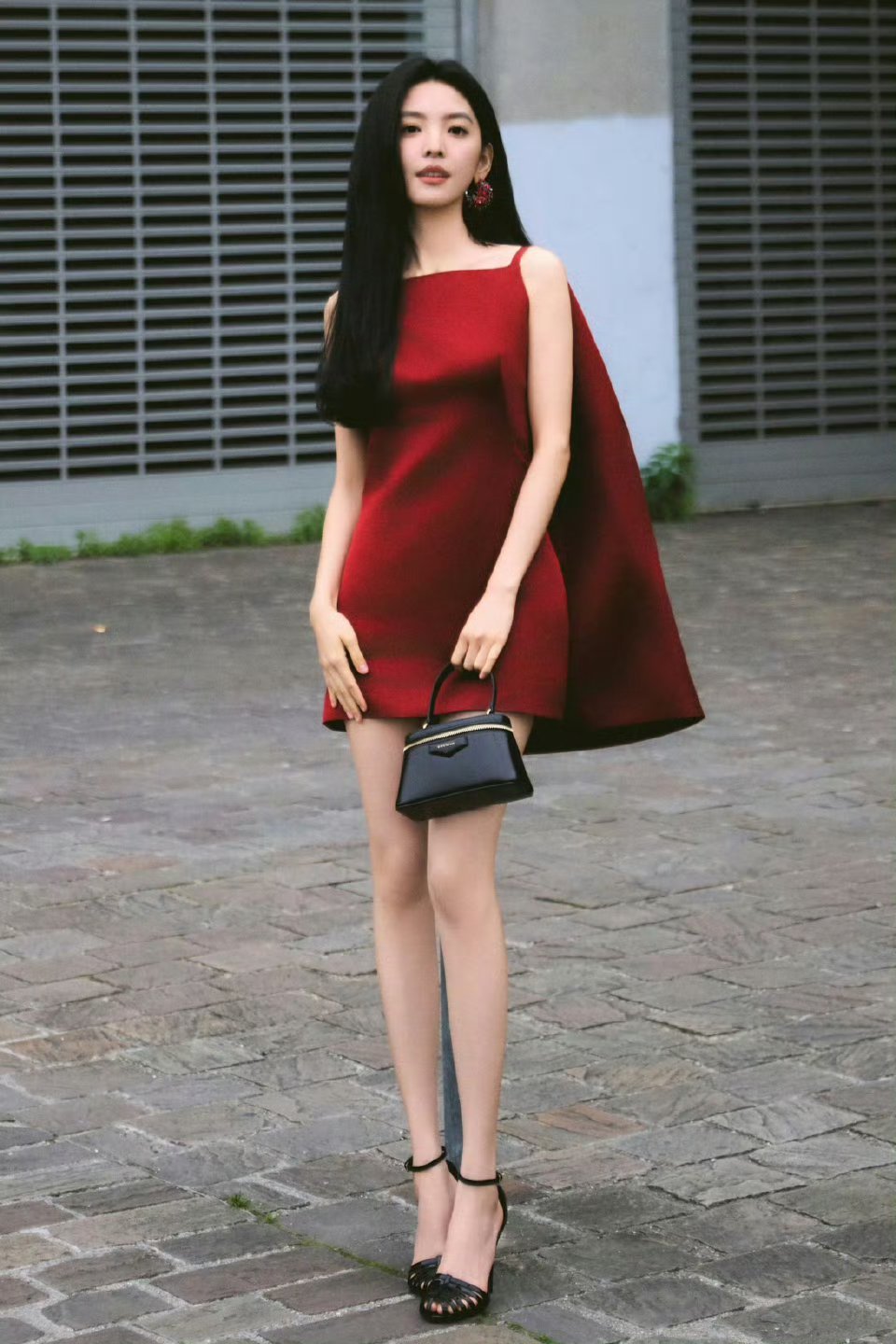 章若楠出发参加巴黎时装周章若楠～～章若楠