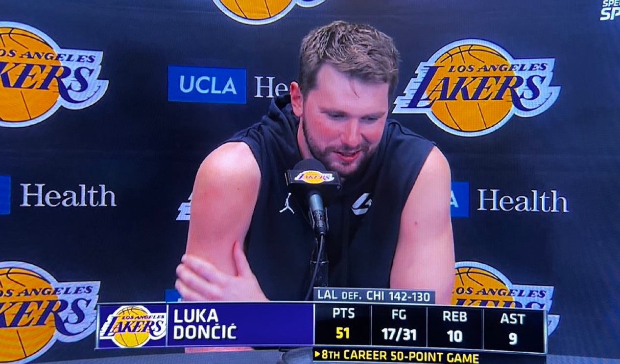 东契奇：“有人开始冲我喷垃圾话，这反而把我激醒了。是马塔斯·布泽利斯。我挺意外的