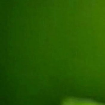 正能量[超话]正能量 心宽之人，很懂得给自己的心灵进行松绑。他们明白，世间本无绝