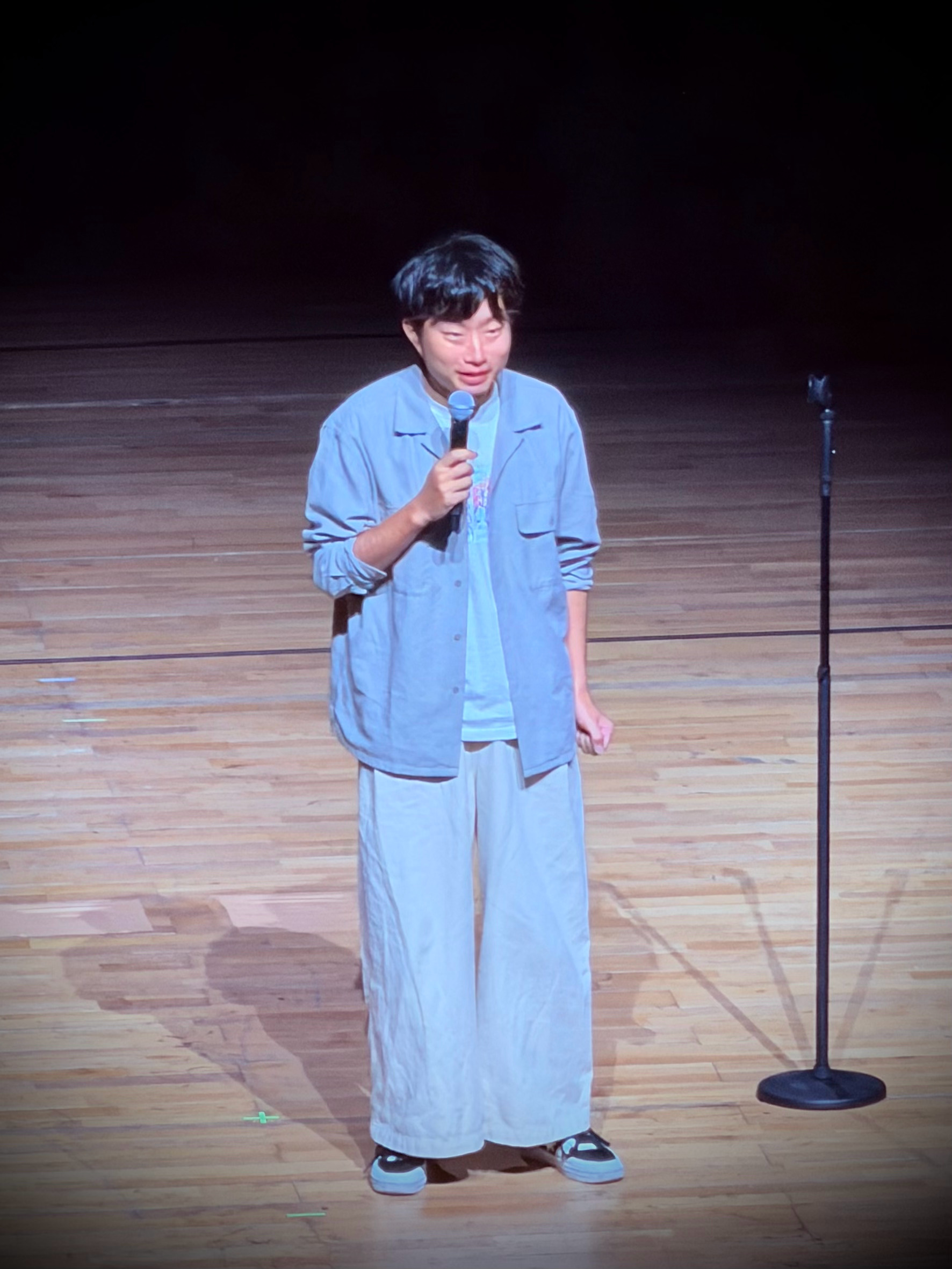 脱口秀 很喜欢今年的两位脱口秀冠军，早在去年就已经追过他俩的线下，希望今年能有机