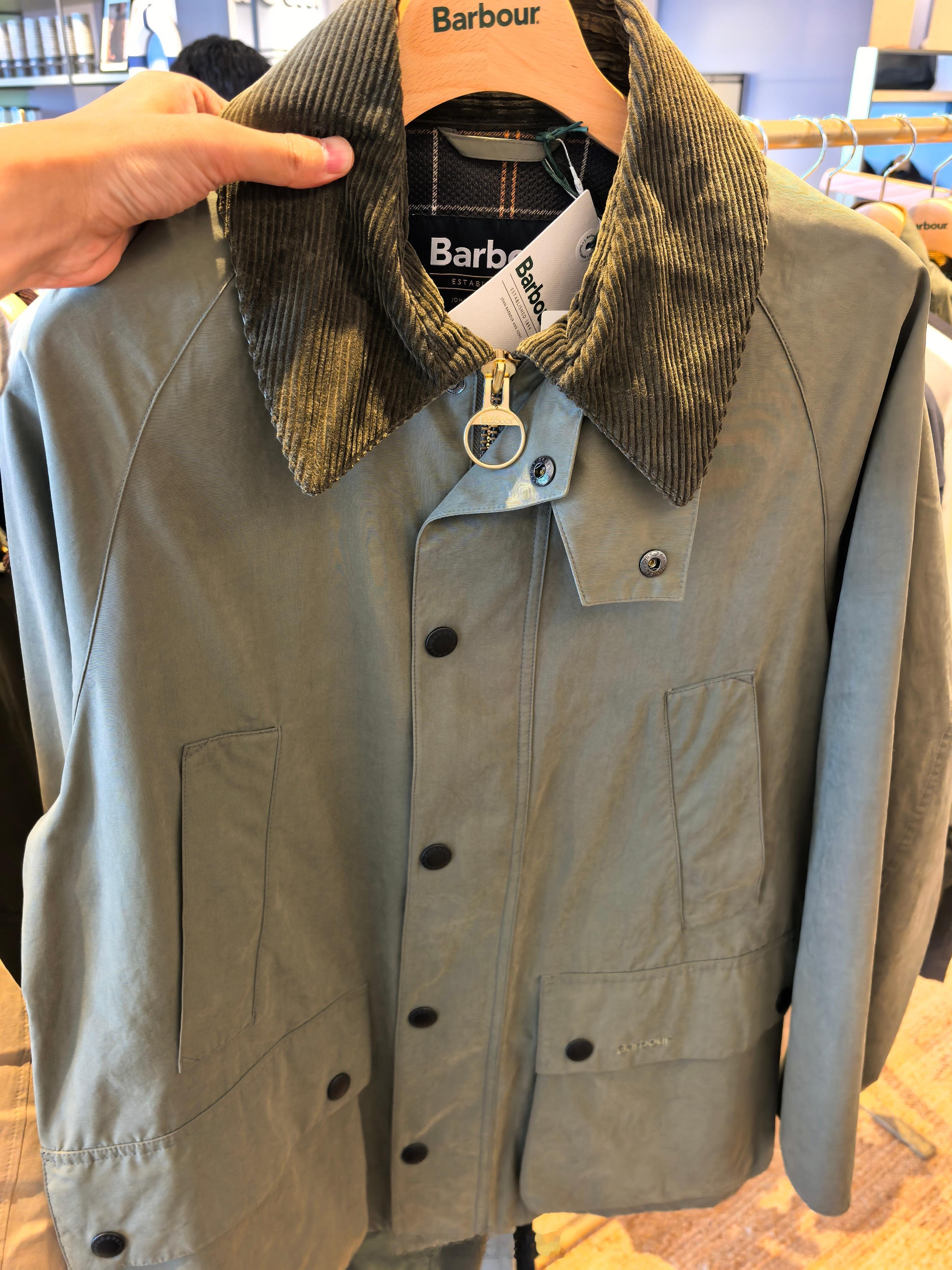 买过两件barbo了，每次逛到还是忍不住想买barbour