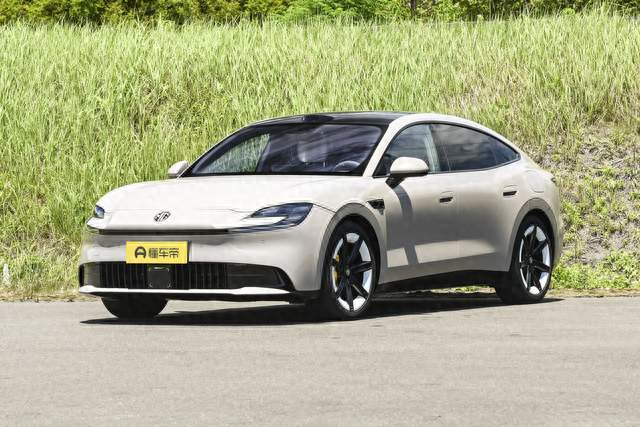试驾实测，MG 07 EV 845km旗舰版，全能家用纯电轿跑