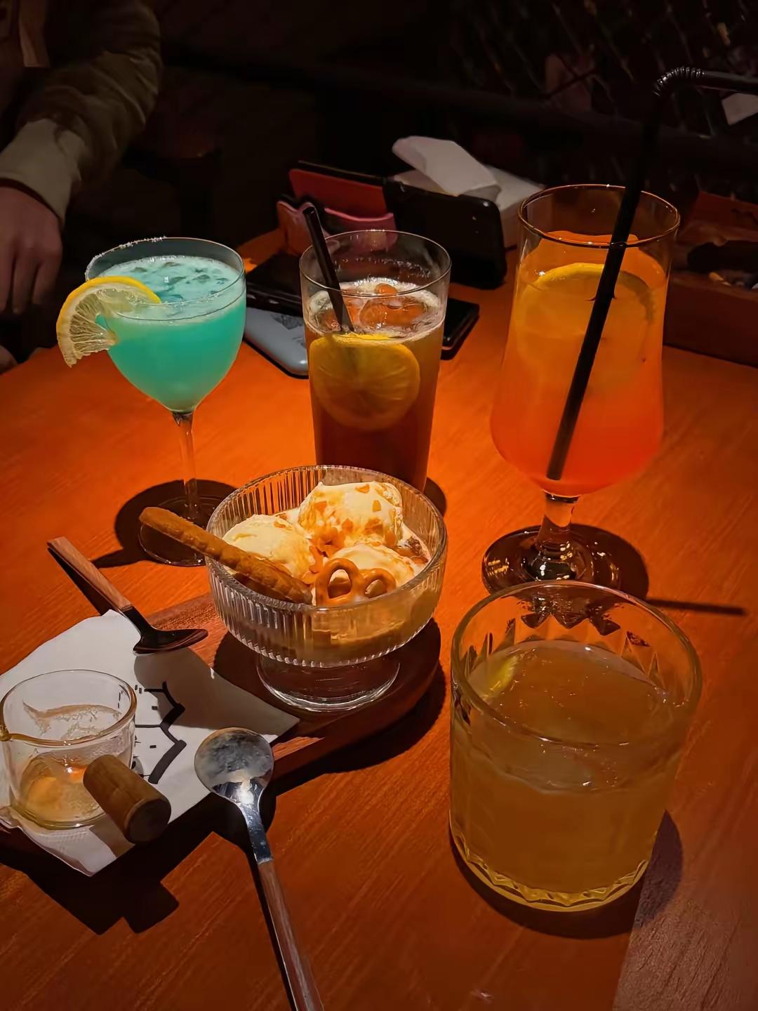 看看发生在昨夜里的利好消息，今天有望绝地反攻？
昨夜（3.19）A股核心利好速览