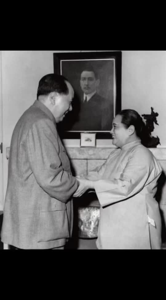 纪念伟大的革命先行者！