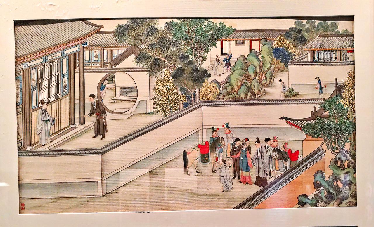 《红楼梦》彩绘画册真跡展
   ″绘梦三重缘一一辽宁与红楼梦文化″展，在《沈阳博