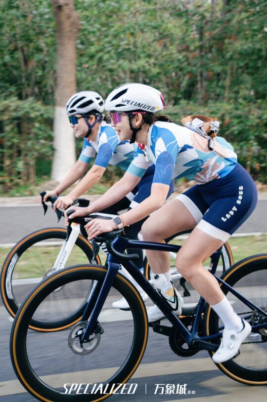 用骑行证明，女骑，可以一样帅气且充满力量✨