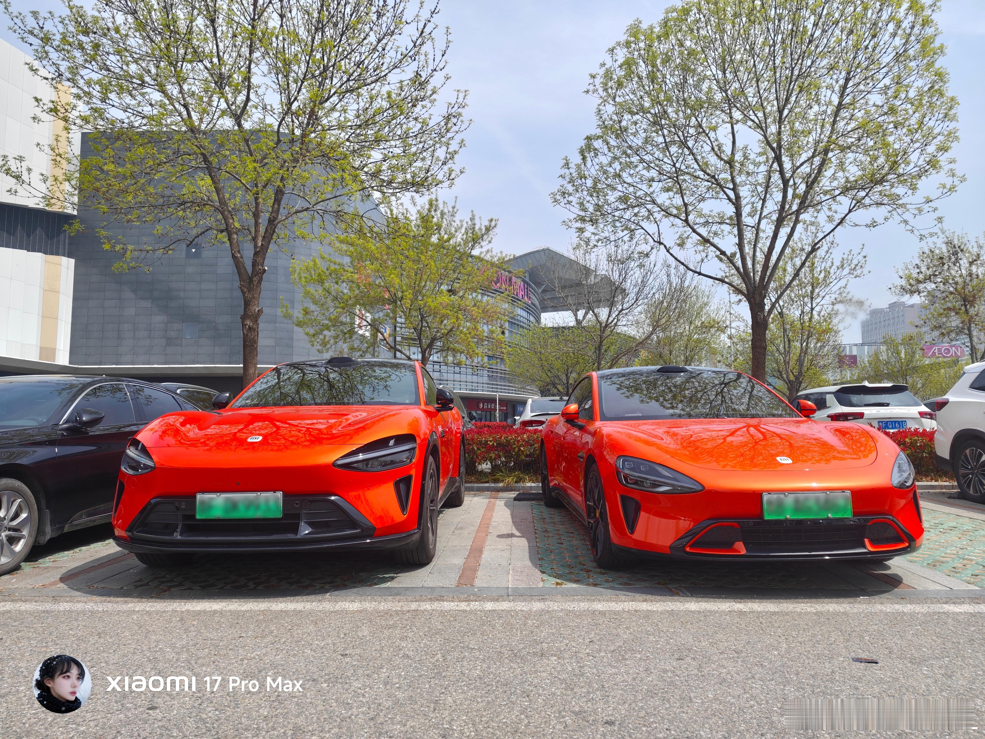 开过去和小米SU7贴贴小米汽车小米汽车小米su7小米yu7﻿