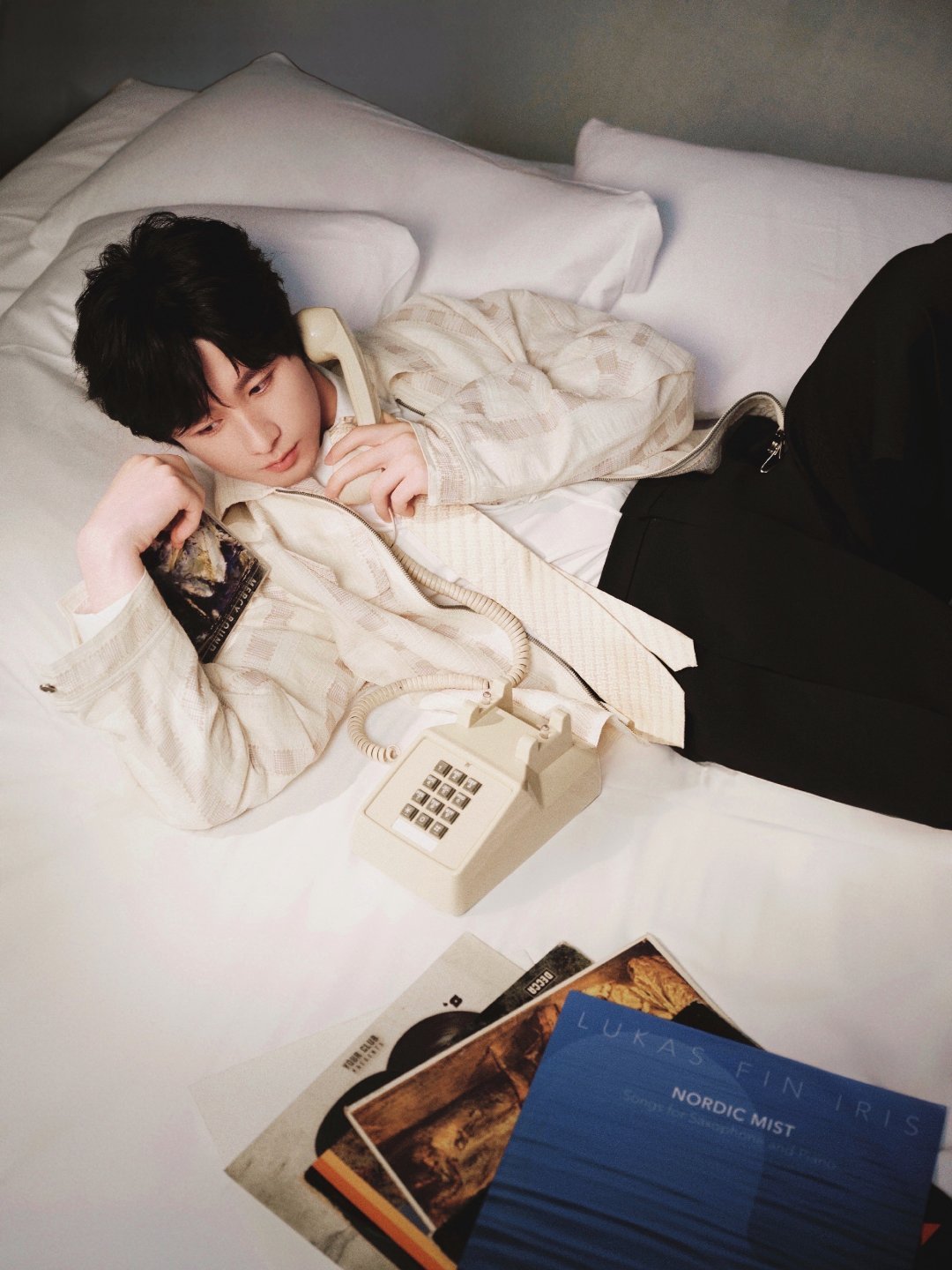 成毅长安二十四计cy成毅谢淮安回首亘年漫月里的所有怦然心动，你仍拔得头筹。成毅｜