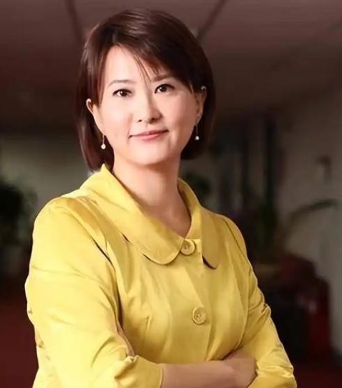 国民党“立委“王鸿薇在节目中威胁中国大陆：如果解放军再围台军演的话，国民党将与民