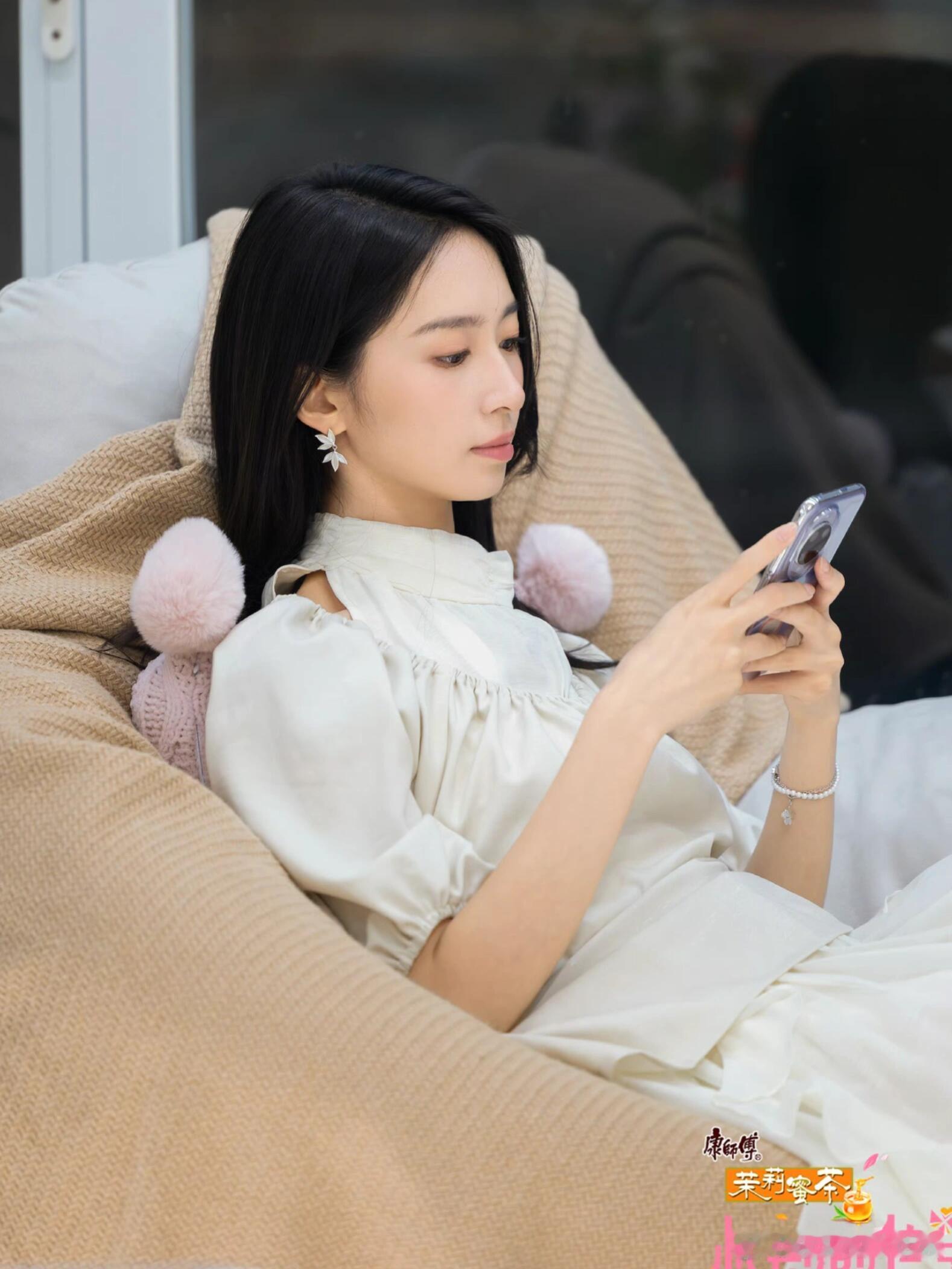 心动的信号[超话]心动的信号8初见篇女嘉宾同款合集卢远的同款只找到类似款的呢～心