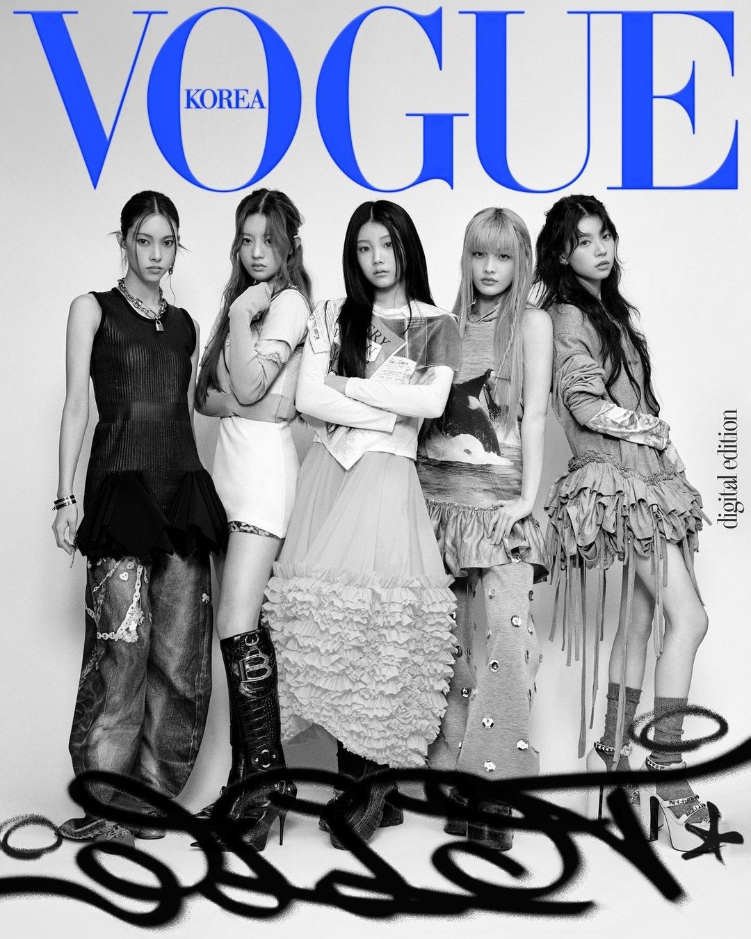 VOGUE KOREA 11月电子刊封面人物 ILLIT ​​​
