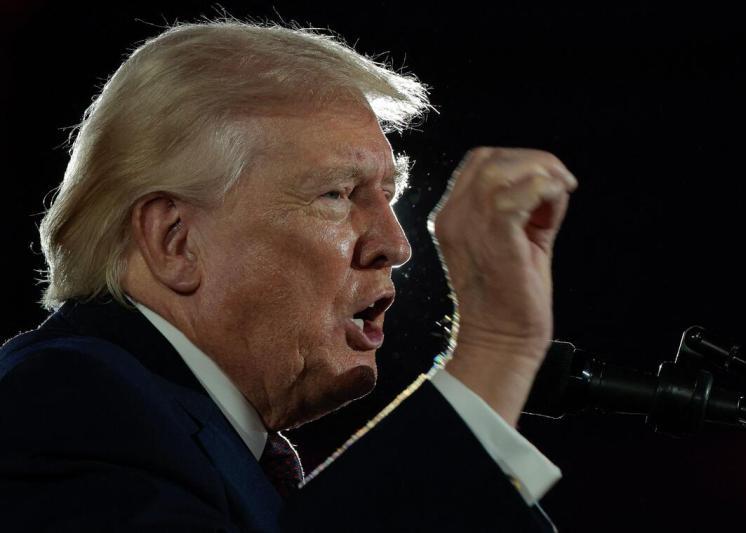 特朗普再放狠话。
外媒报道，特朗普今天（3月26日）在社交平台发文，称伊朗“军事