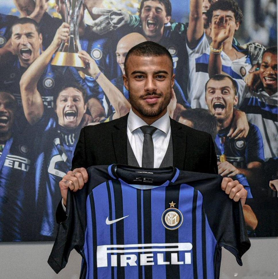 8年前的今天国际米兰1比3阿森纳切尔西1比0帕福斯热点现场 一晃8年过去了 