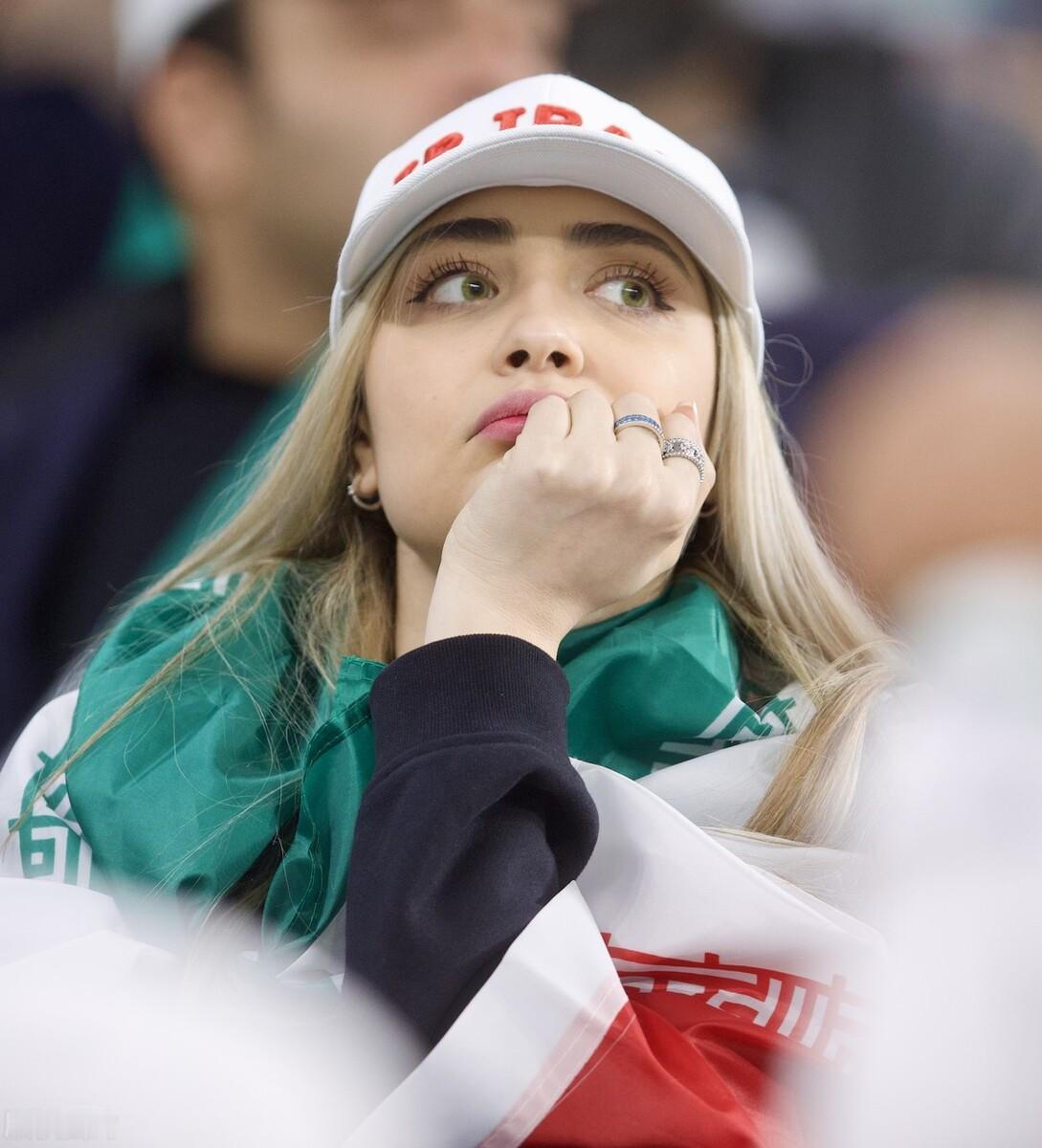 有深度的球迷，感觉就是不一般。[捂脸]无论身处何方，都需要尽情释放心中所爱，或许