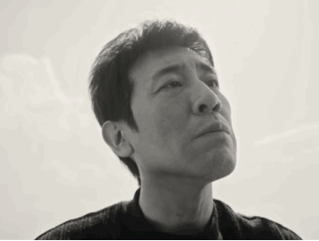 于和伟一只眼眼神戏 内向的力量是这样的：不喊、不摔、不嘶吼，只让情绪一点一点漫出