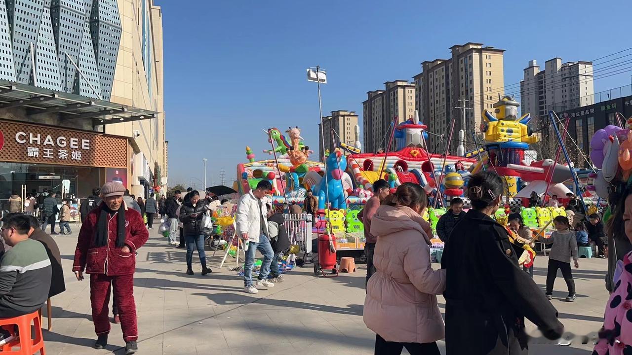 为什么现在的年轻人，都不想（愿意）回家过年呢？
 
为什么越来越多的年轻人，不肯