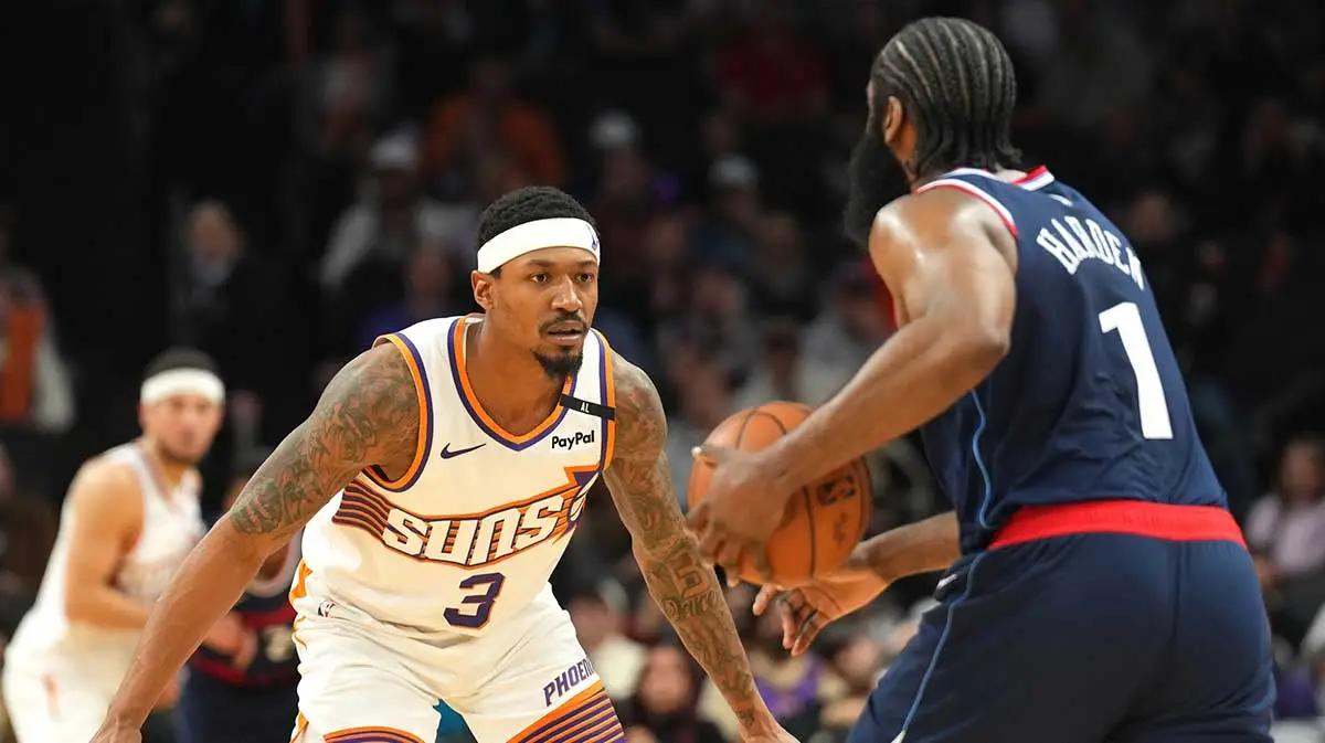 据ESPN记者沙姆斯·查拉尼亚报道，詹姆斯·哈登在布拉德利·比尔加盟洛杉矶快船的