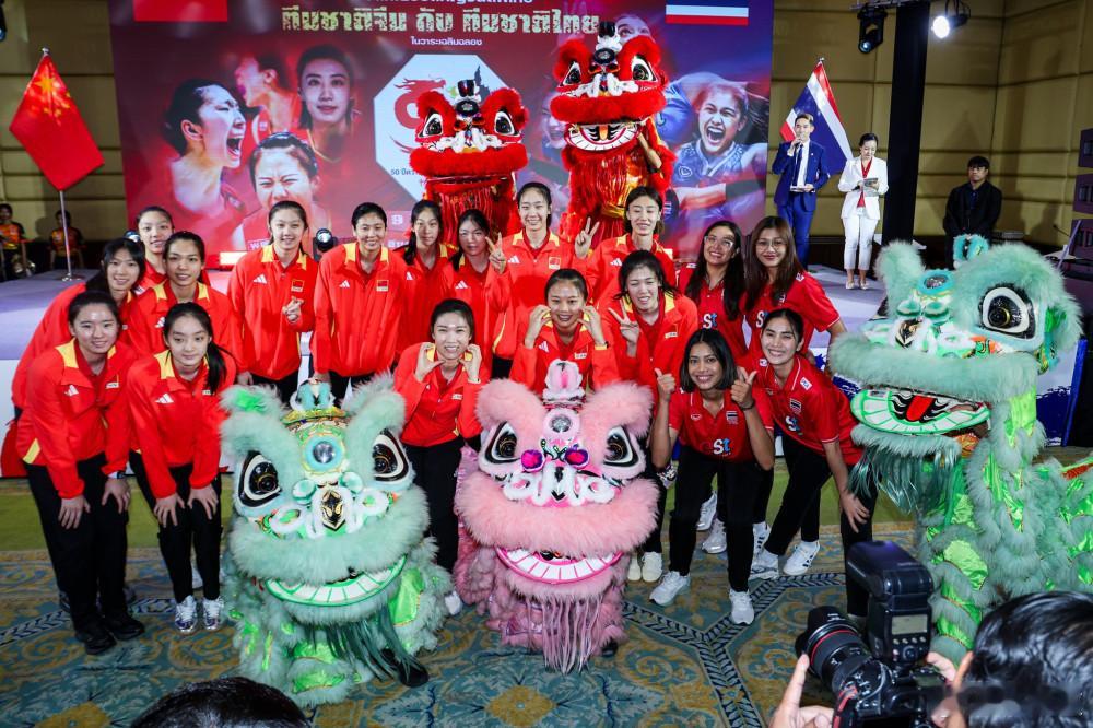国际排坛动态中国女排中国女排与泰国女排的比赛将于北京时间今天下午17点在曼谷华马