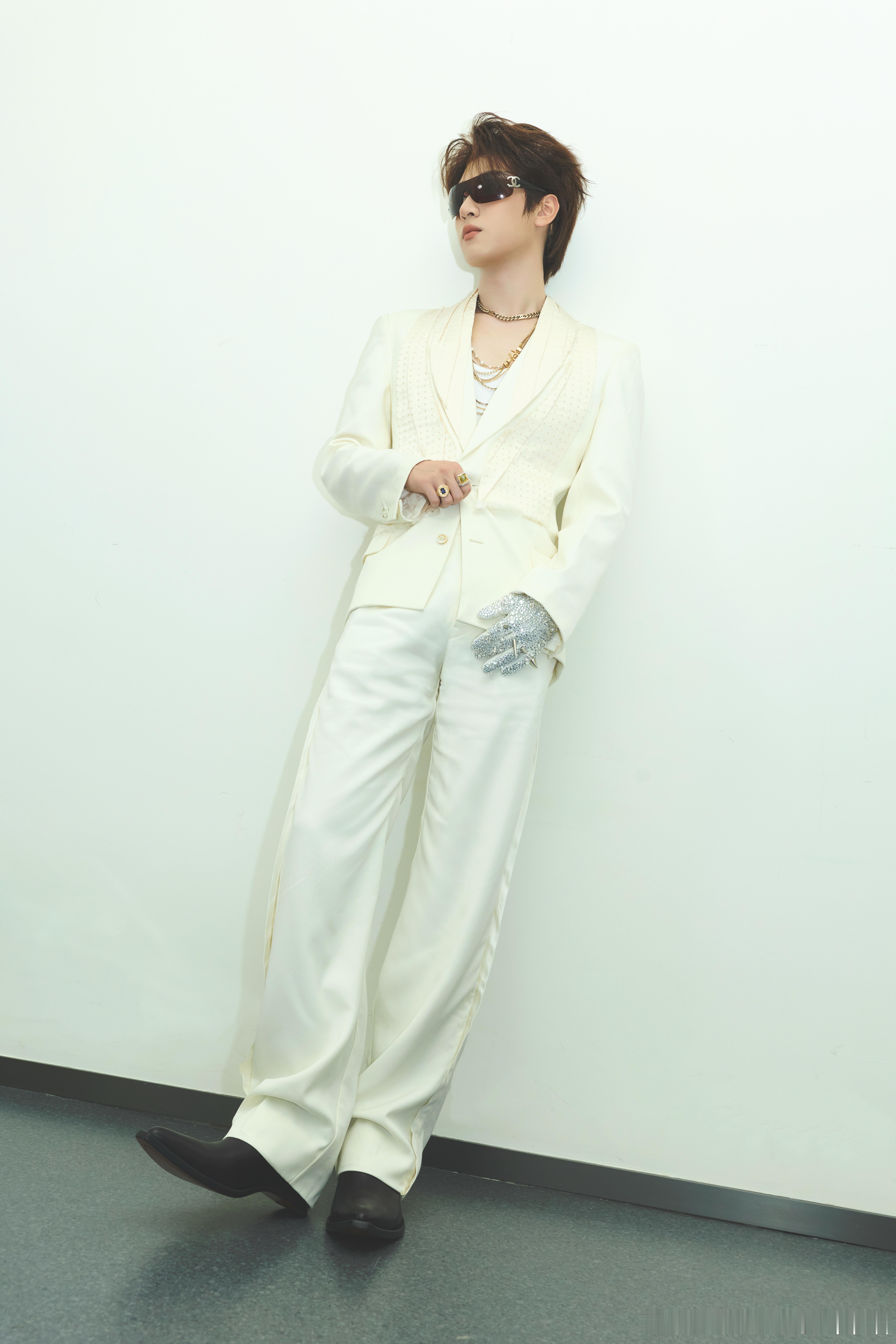 我仰视…腾讯音乐由你榜 No More TomorrowNo More Tomo