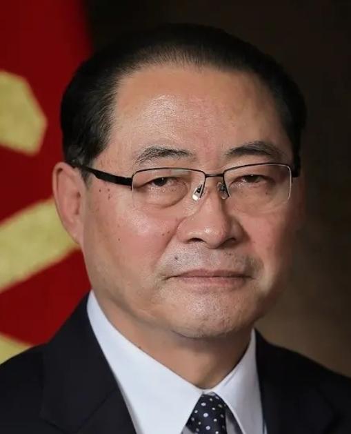 朝鲜出大事了，总理朴泰成刚落地中国求合作，金正恩就在平壤通报了一起军队特大犯罪案