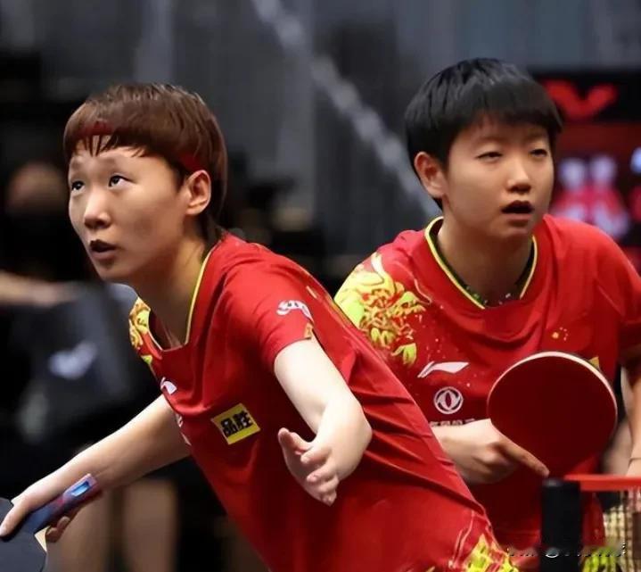 其实五位女乒主力的实力也是分等级的，顶级水平只有孙颖莎和王曼昱，超一流水平的则有