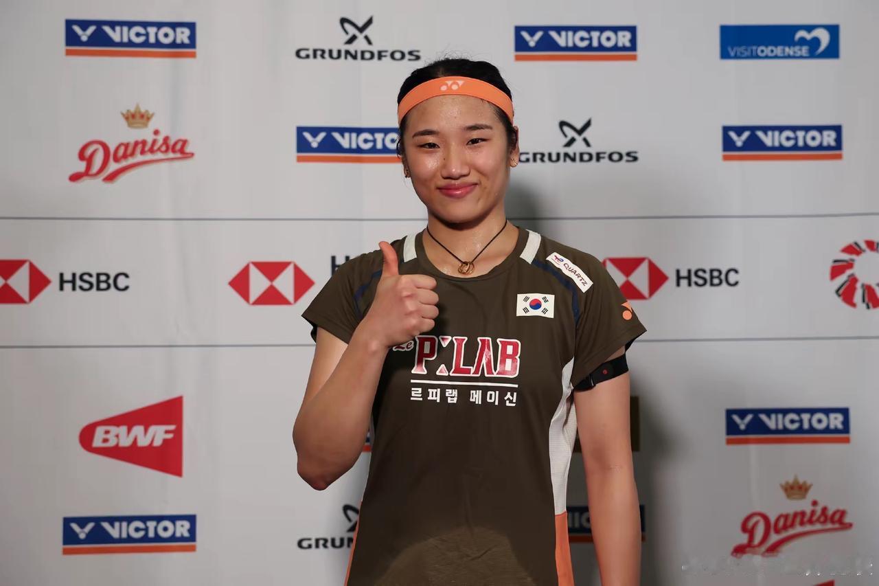 安洗莹21:10、21:8水津爱美，又是一场平常的轻松胜利。
安洗莹顺利晋级澳大