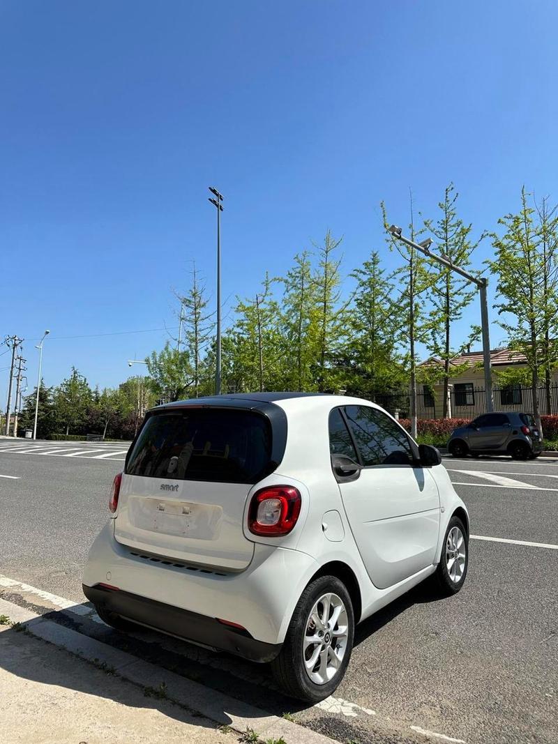 我的年度菱感记忆 2025 年我的年度菱感记忆，全是五菱带来的温暖与陪伴。年初提