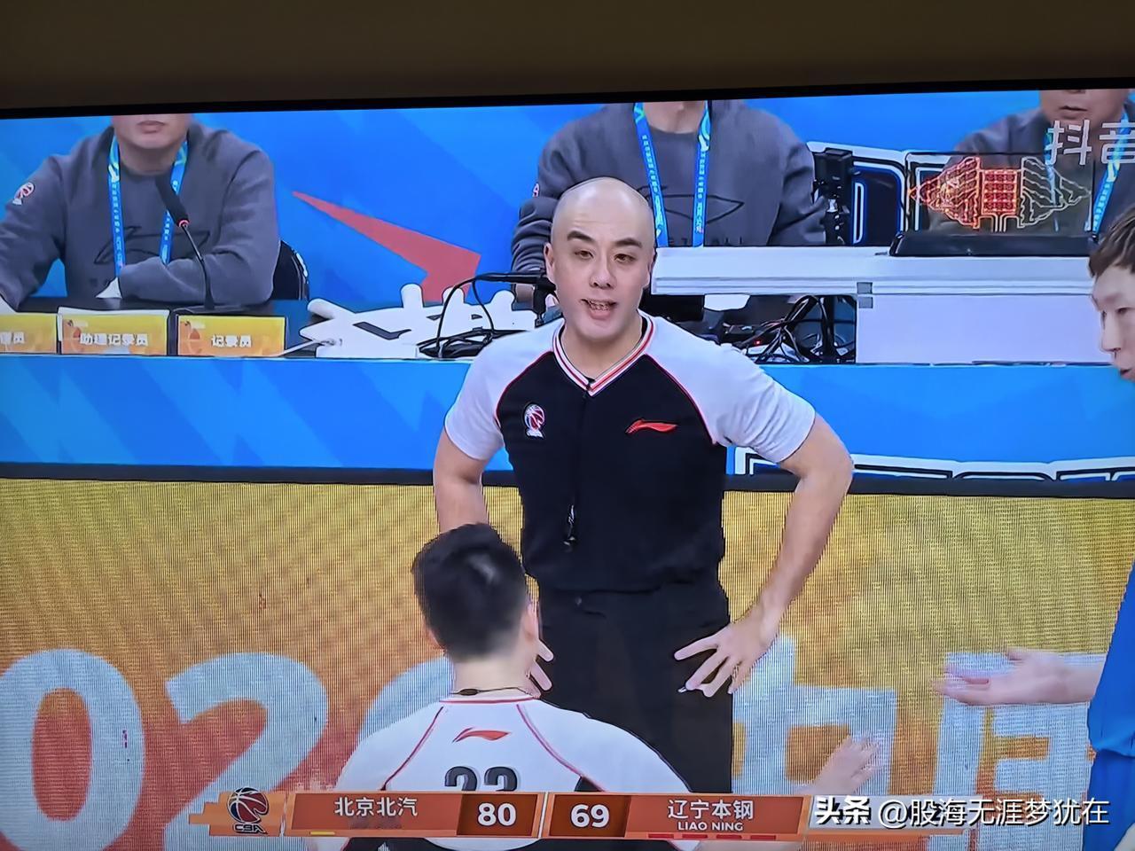 光头强，光头真强！3T、5次罚球，辽宁客场“冤死”北京。

CBA第三轮，北京主