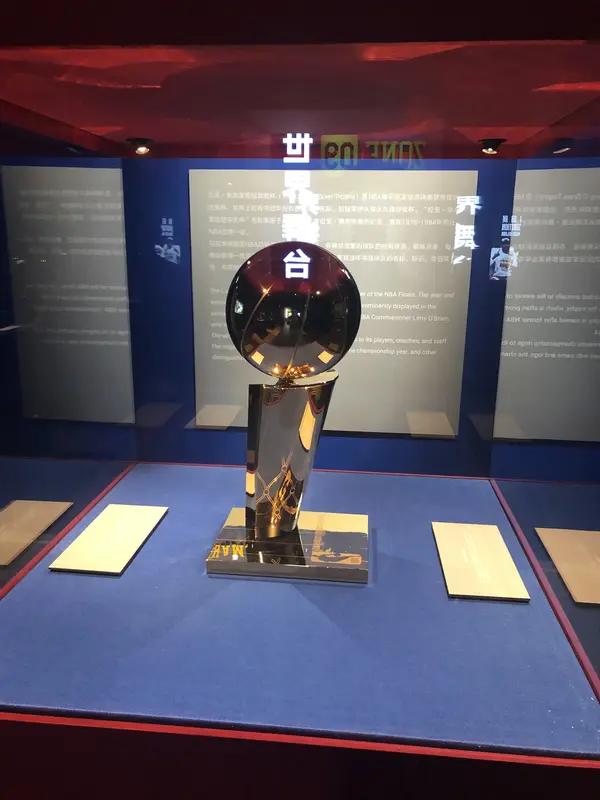 纽约尼克斯夺得 NBA 总冠军
纽约尼克斯在今年 NBA 第五战中以 94:90