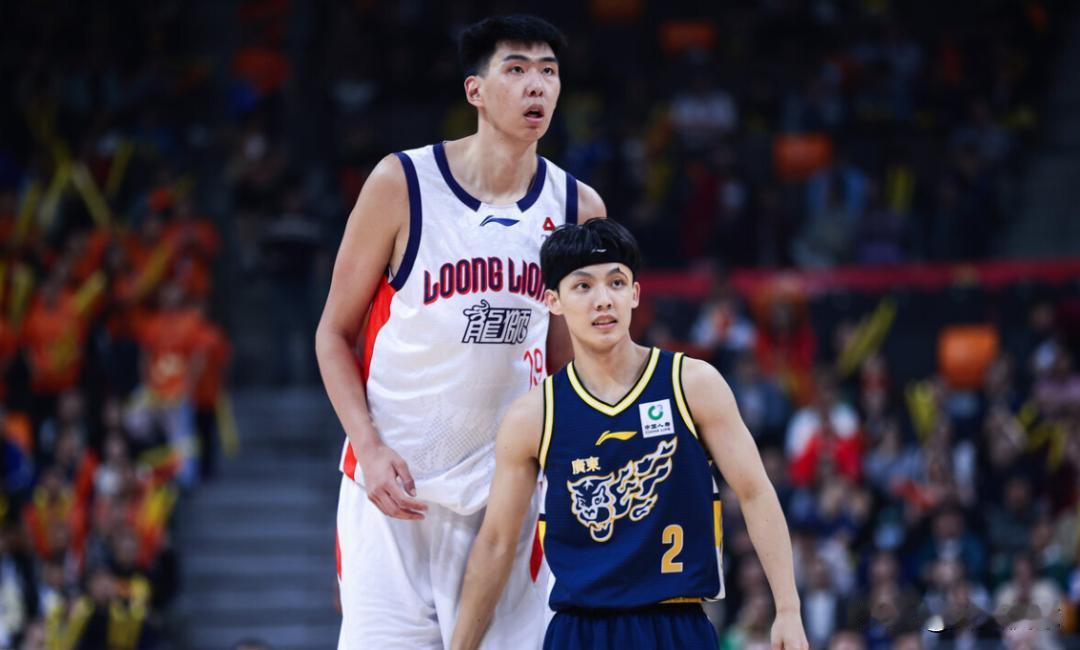 季后赛附加赛广东对决广州！徐昕获奖8字霸气表态，杜锋措手不及

CBA季后赛12