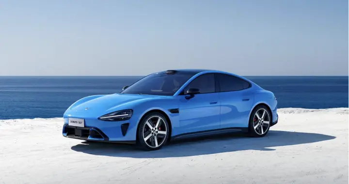 闪电快讯 ｜ 小米汽车新一代SU7正式上市，售价21.99万-30.39万