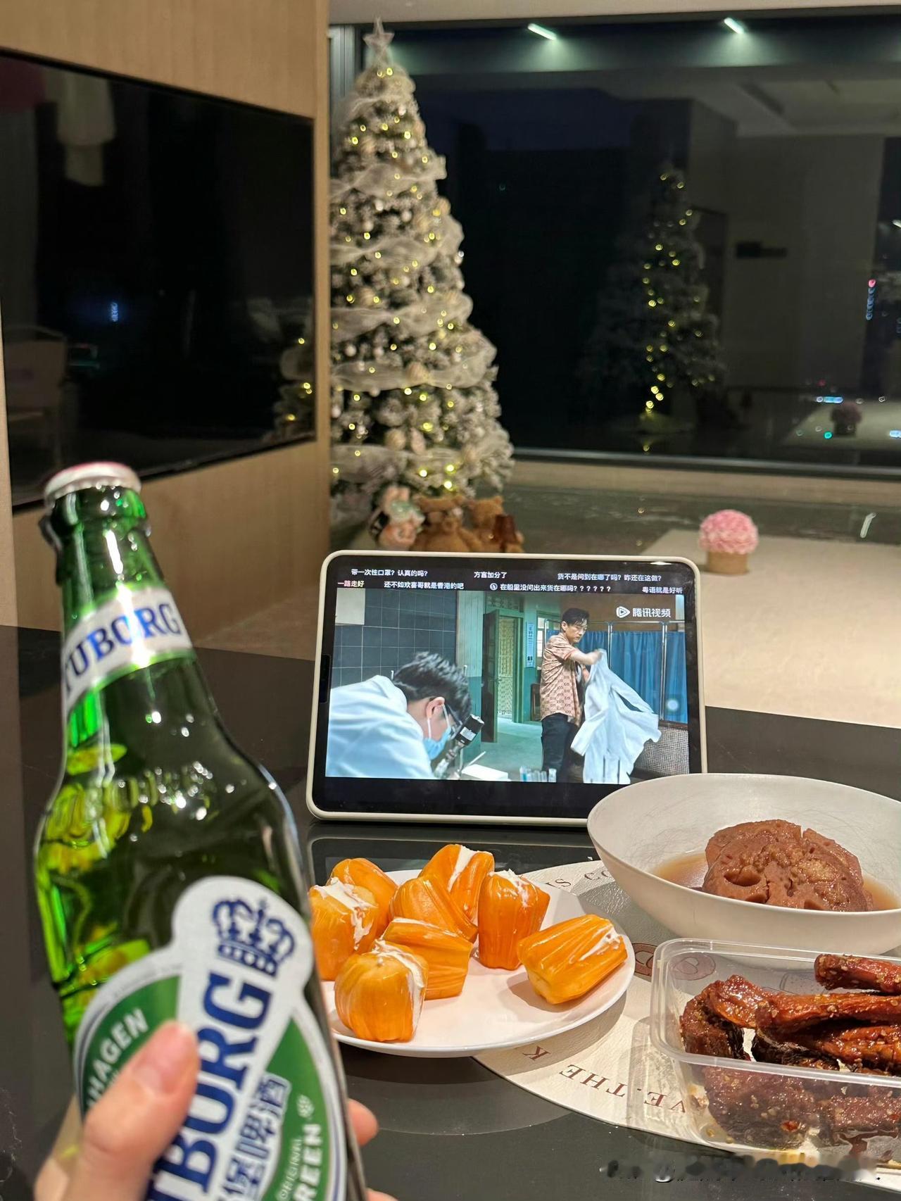 咱谁也不羡慕，自从失业后，就过上了退休人员的日子。除了没领到退休金，该有的舒坦和