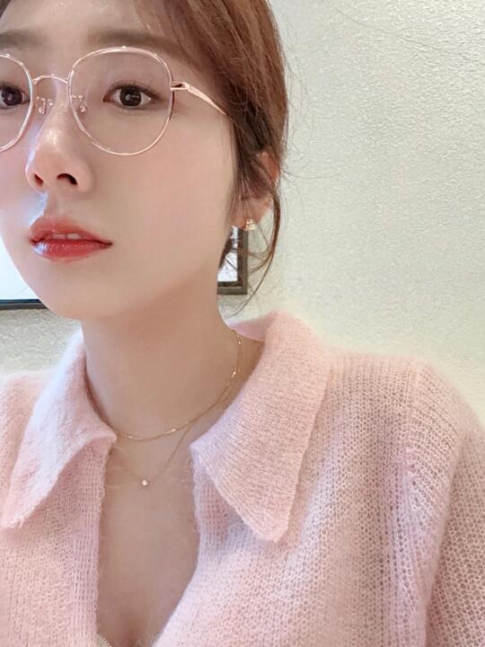 我发现高度近视适当戴些首饰真的会精致很多