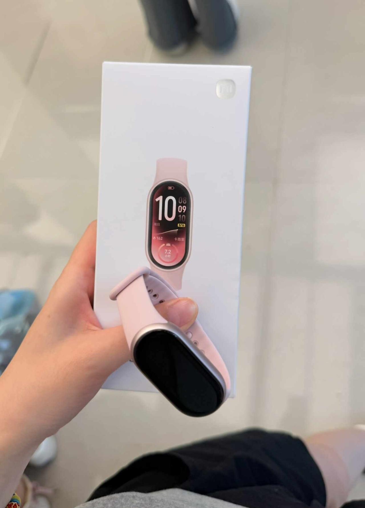 小米11
已拿下 莫辜负[心]运动手环 小米