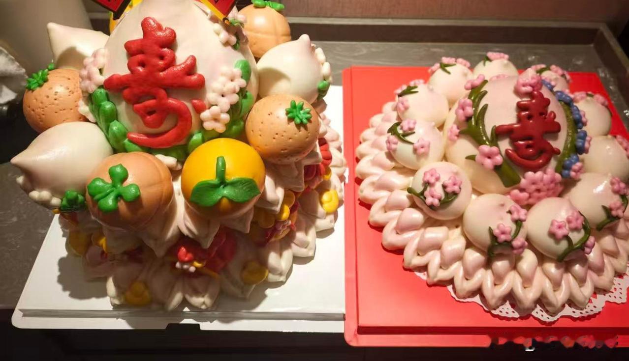 凤翔糕点拼盘，色彩缤纷，寓意吉祥！🎉🍰上海美食攻略推荐 凤香型白酒大家都喝过
