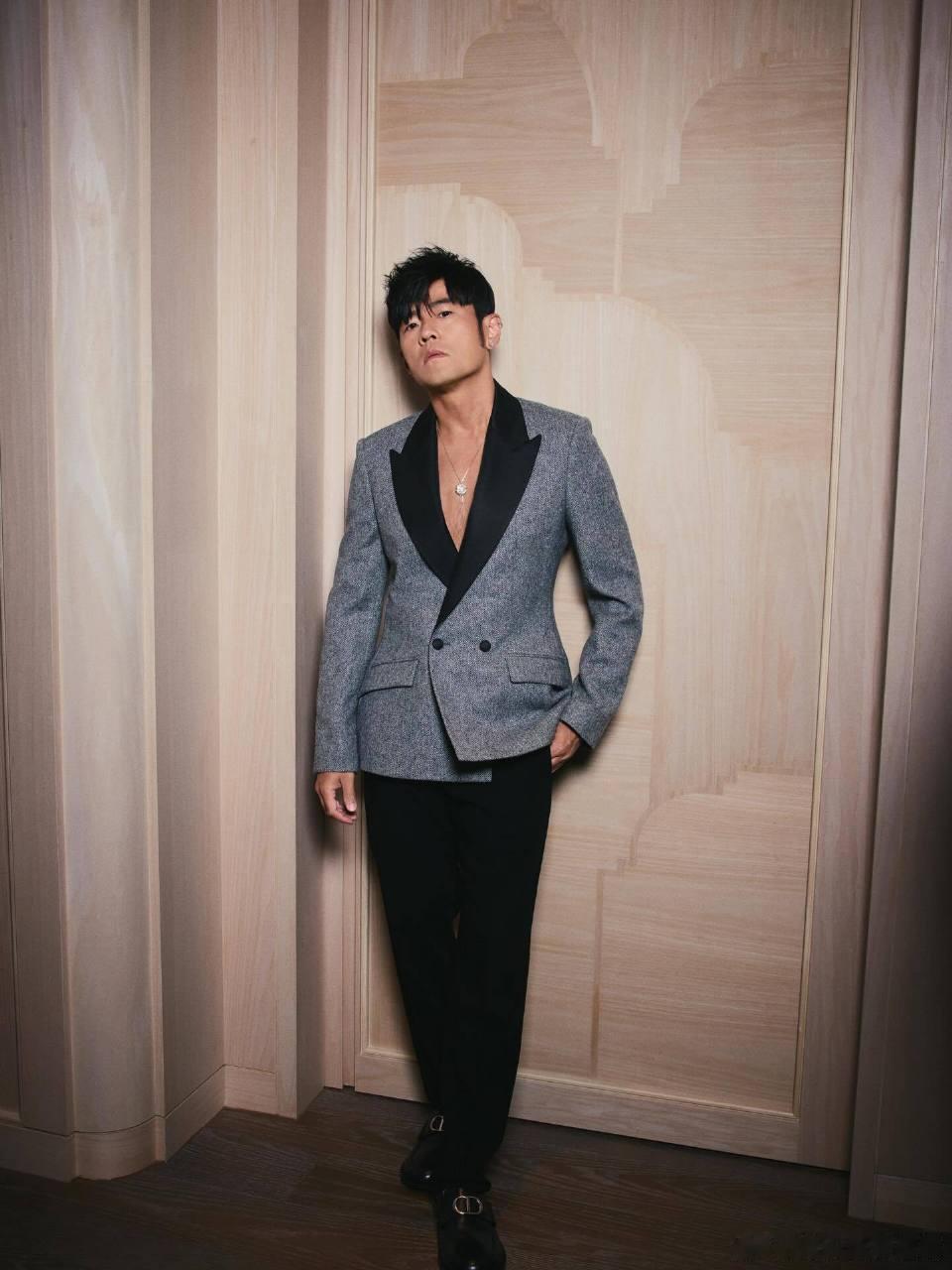 恒星不忘集结了我的青春青春回忆杀狠狠上头！周董治愈旋律搭配阿信细腻歌词，F3 用