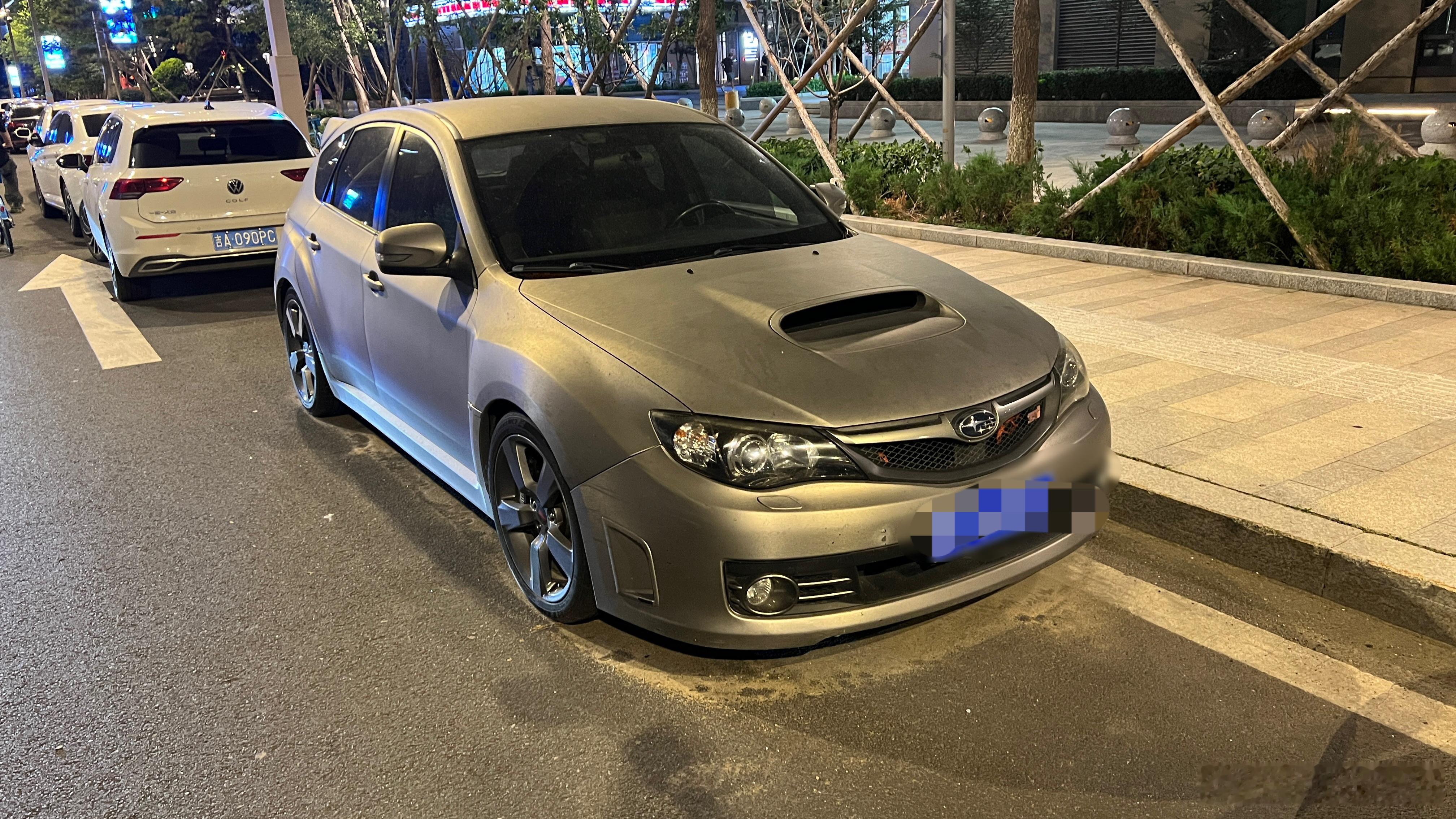 只因为在人群中多看了你一眼 ​​​