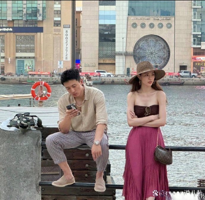 看到自己男友穿成这样，能理解钟楚曦为啥生气了 