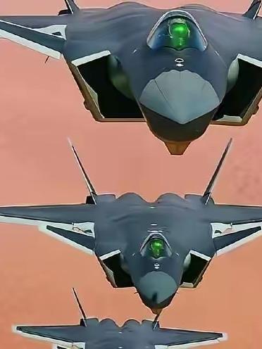 别被外媒带偏！央视专家直言：2030年千架歼-20，根本不是重点

    外媒