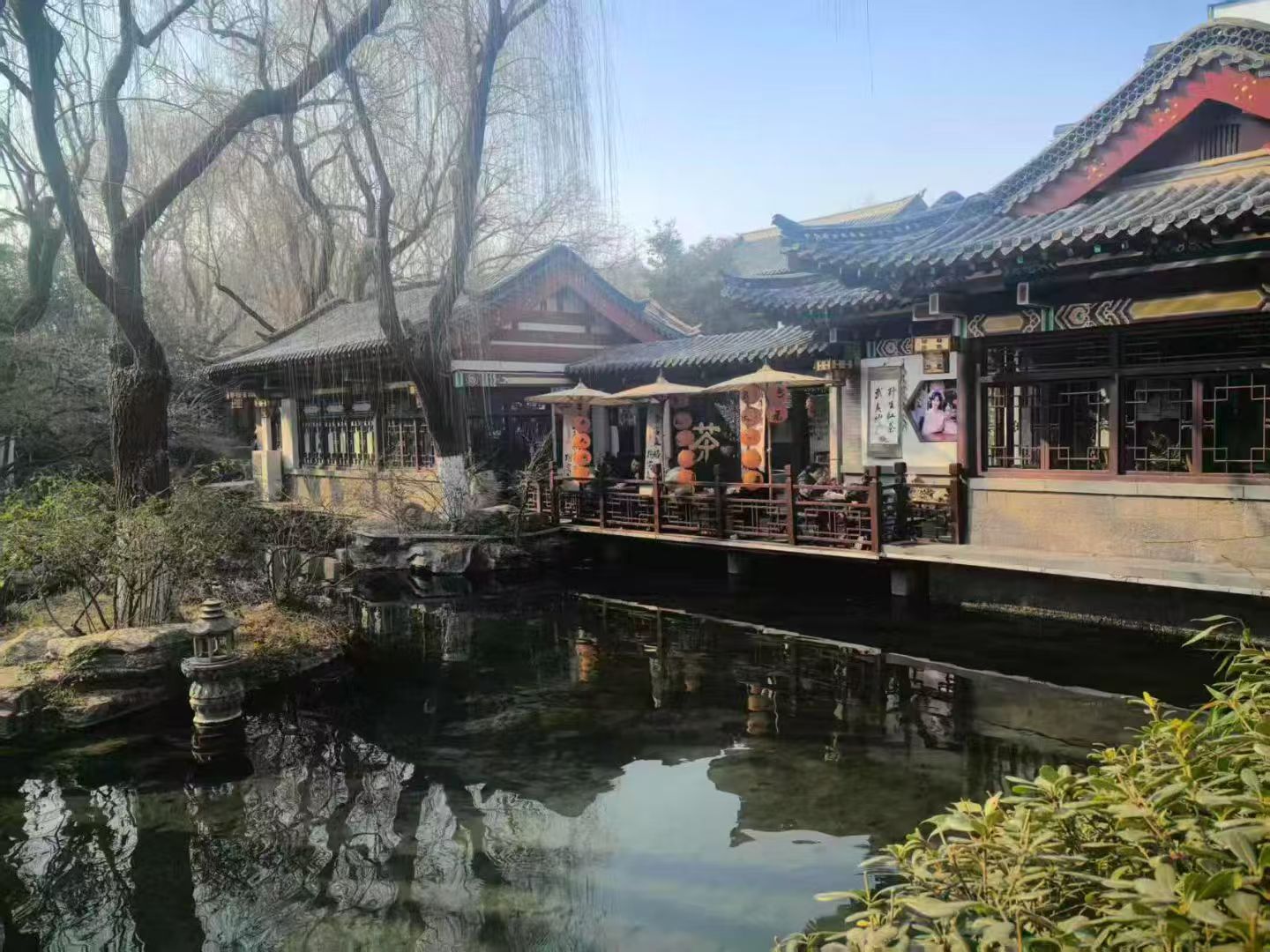 秦岭笑谈 【“寻泉城文脉，探水韵民生”——星梦小组实践队”】曲阜师范大学 大学生