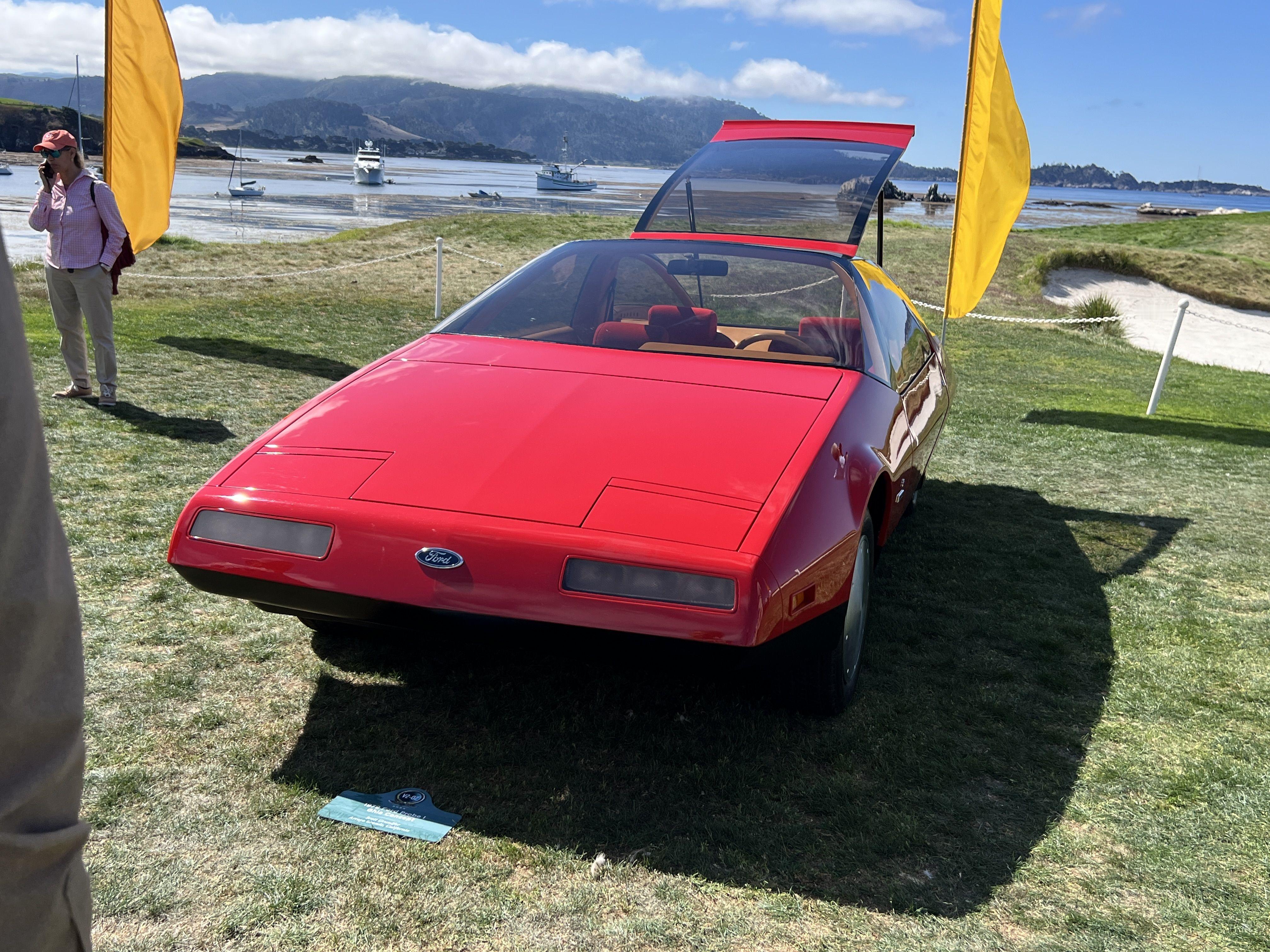 1979年福特探针Probe Ghia概念车被烧毁，刚刚参加完圆石滩优雅竞赛。感