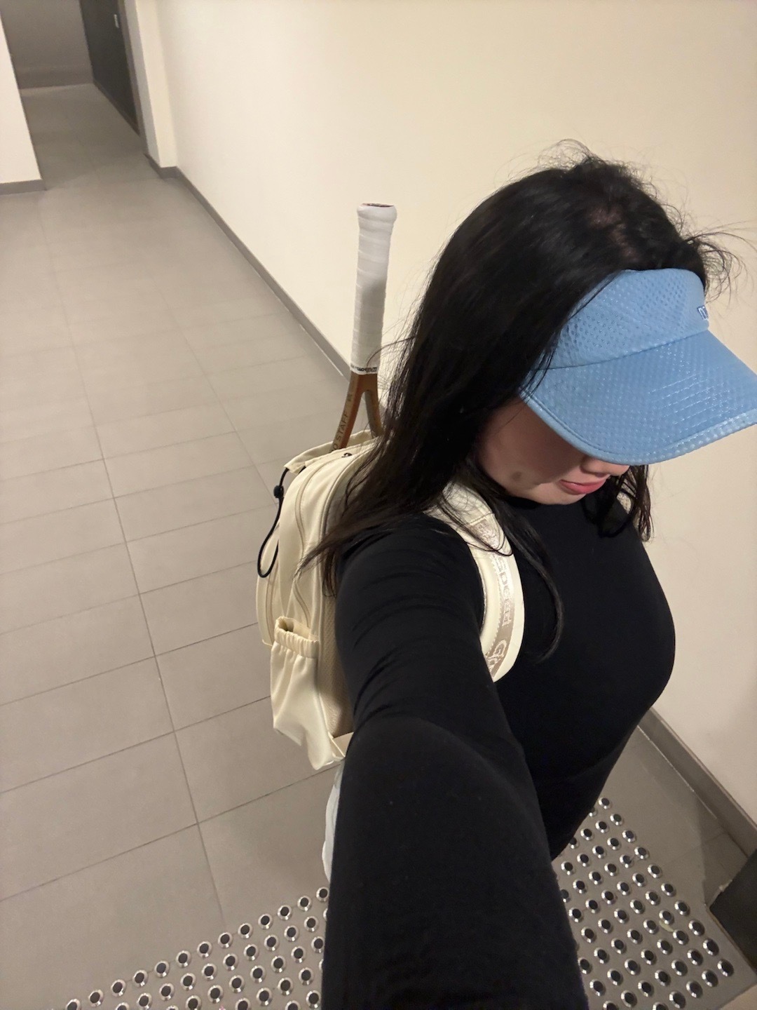 这周运动量超标两次普拉提 两场网球 ，一场还下大雨了独立参加的第一场招生打完外泌