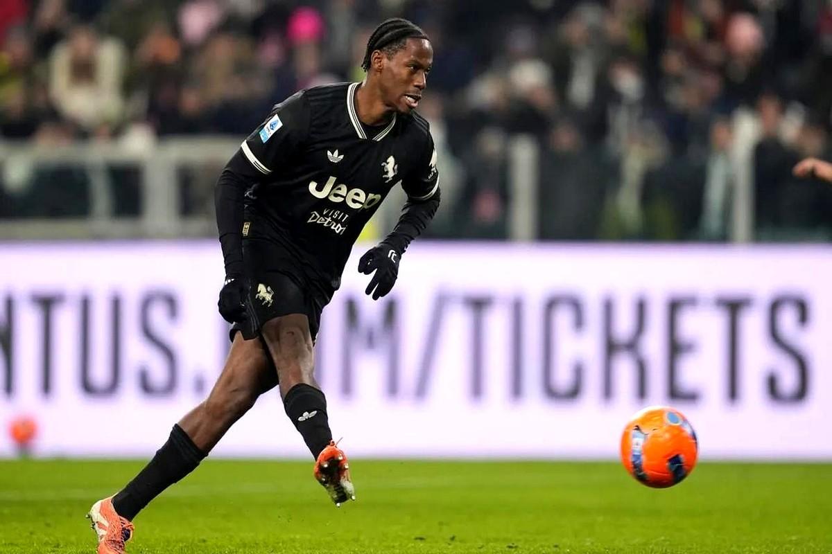 年薪600万欧元，点球踢成这样？

尤文图斯对莱切这场球，乔纳森·戴维那个点球真