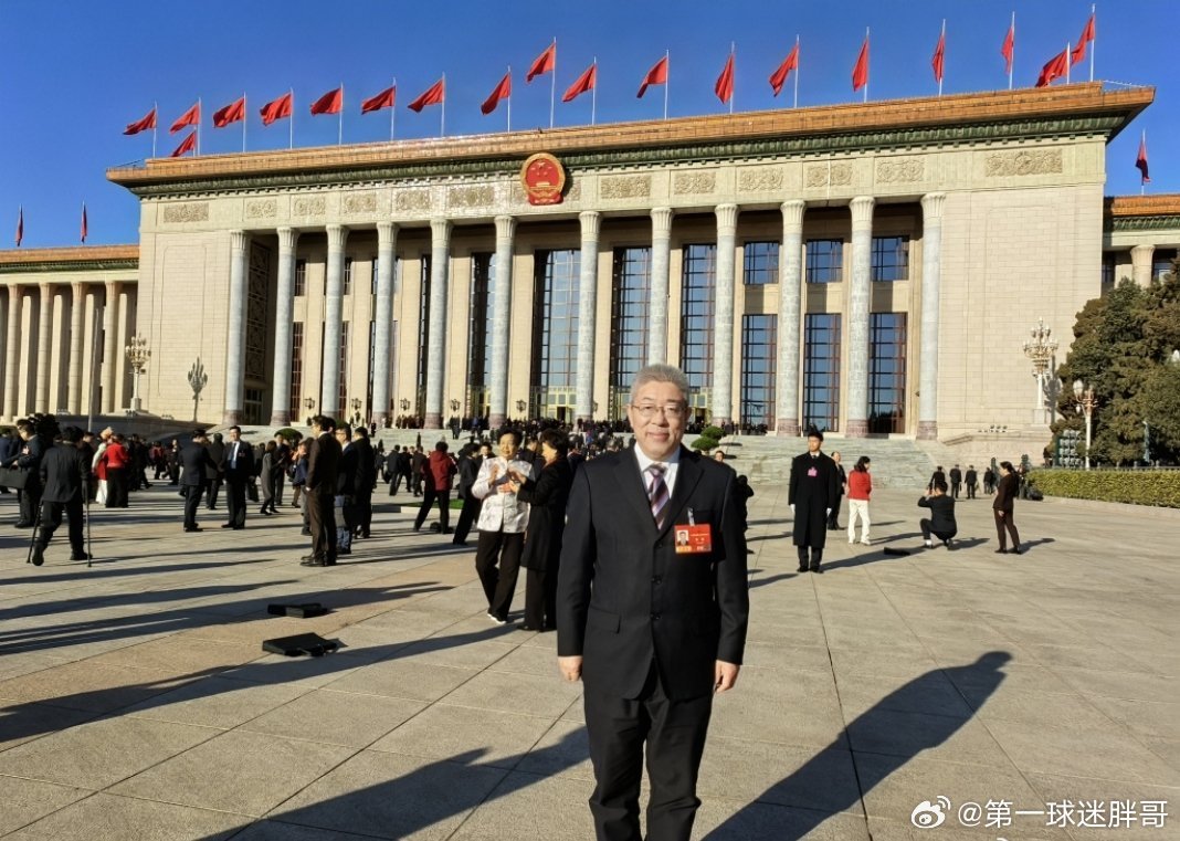 两会观察团代表呼吁提高中低收入人群育儿补贴 全国人大代表张翼在2026年两会期间