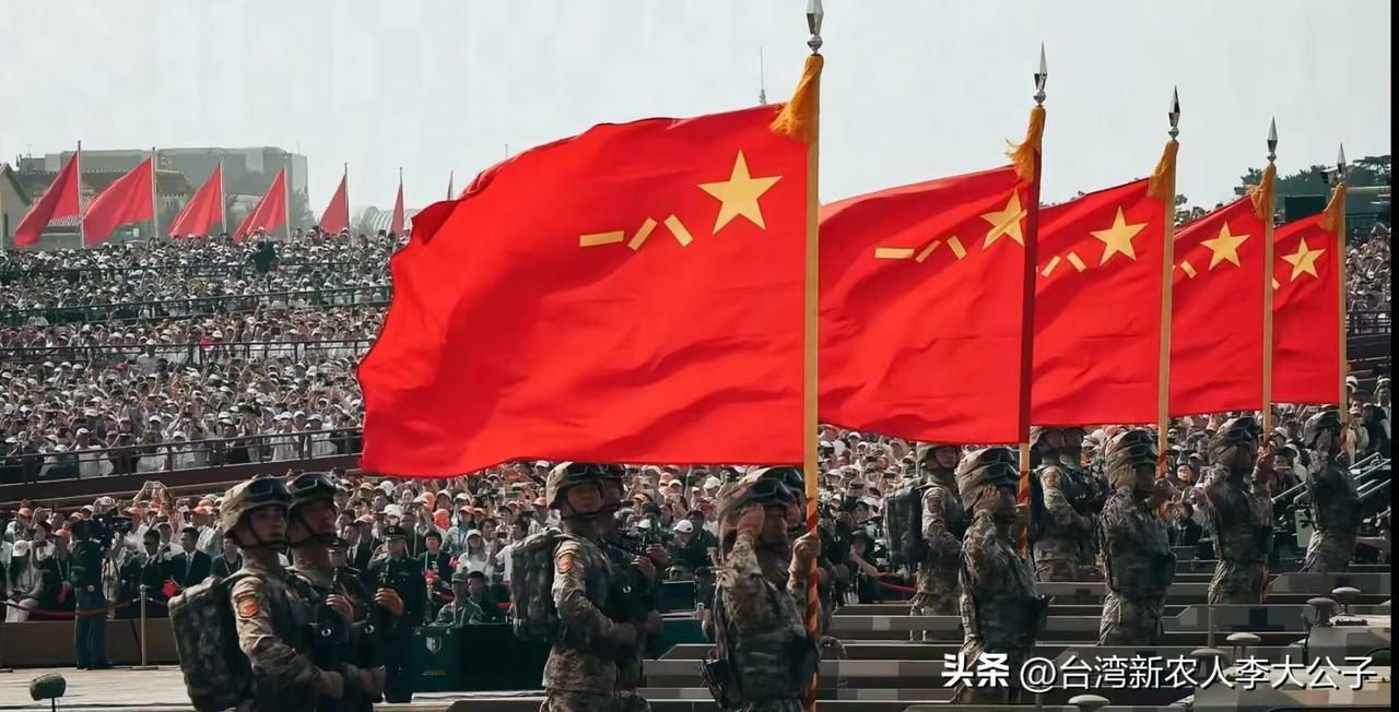为什说中国人民解放是人民的军队？因为他是中华民族的最坚强后盾！他是无数英雄儿女凝